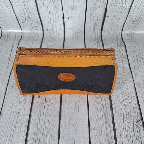 Vintage Dooney & Bourke Purse - Picture 3 of 14